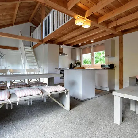 Holiday home Modern On The Edge Of The Veluwe In A In A Wooded Area